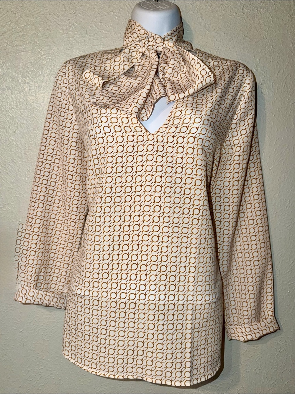 MNG by MANGO Bow Front Tie Chain Link Print Ling Sleeve Blouse Top Women’s Sz 2 - Picture 14 of 14
